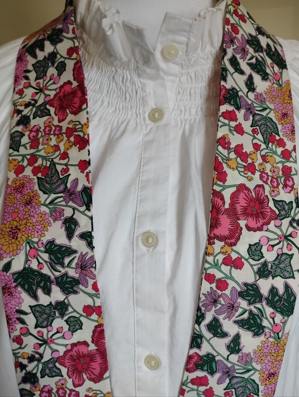 Liberty Art Fabric Tana Lawn Skinny Scarf Edna Berry Floral Pink Red Garden - Picture 6 of 13